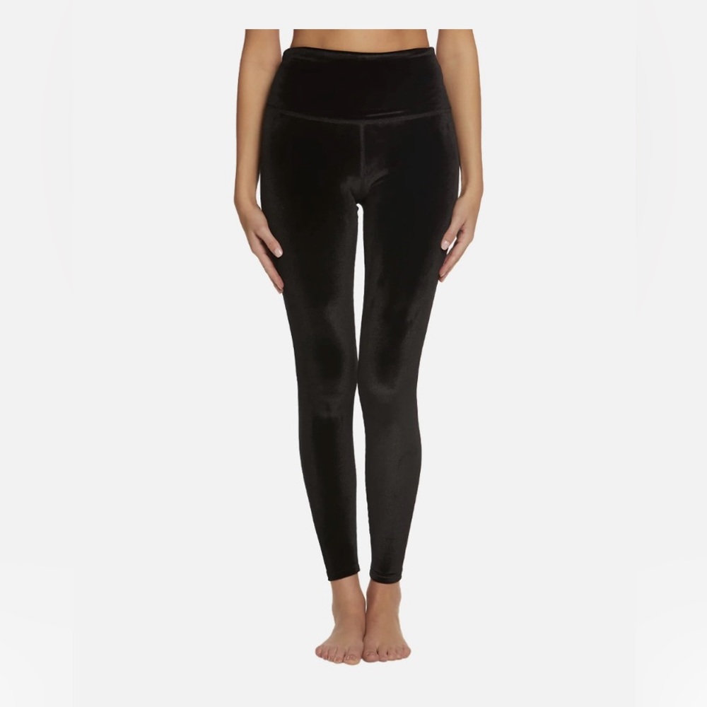 Beyond Yoga
Velvet Motion High Waisted 7/8 Yoga Leggings S